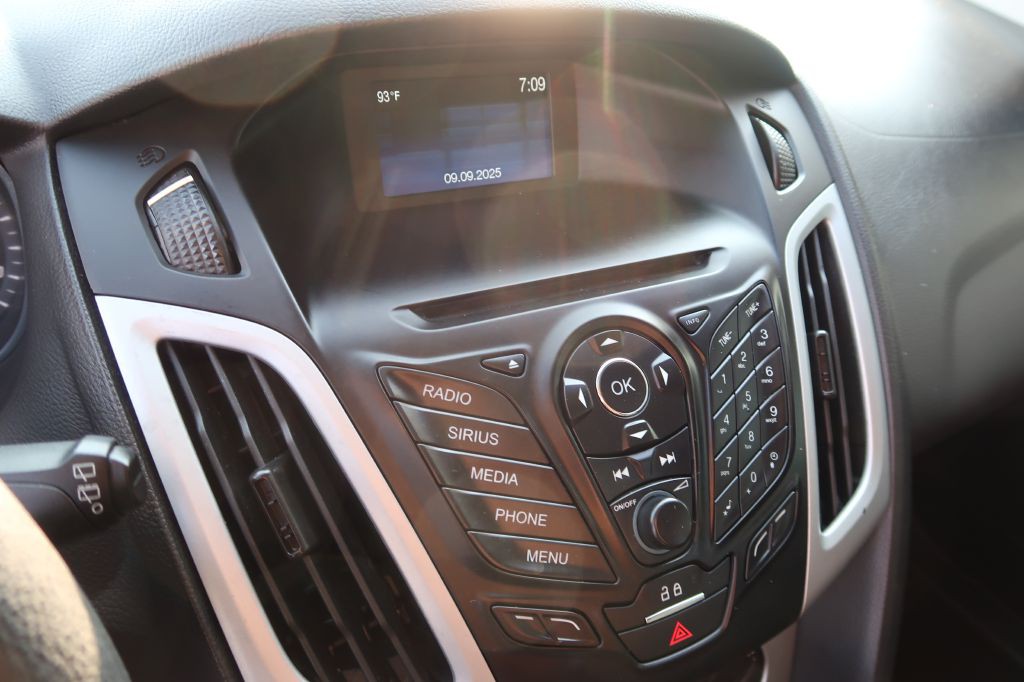 2014 Ford Focus Image 13