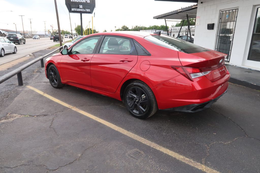 2023 Hyundai Elantra Image 4
