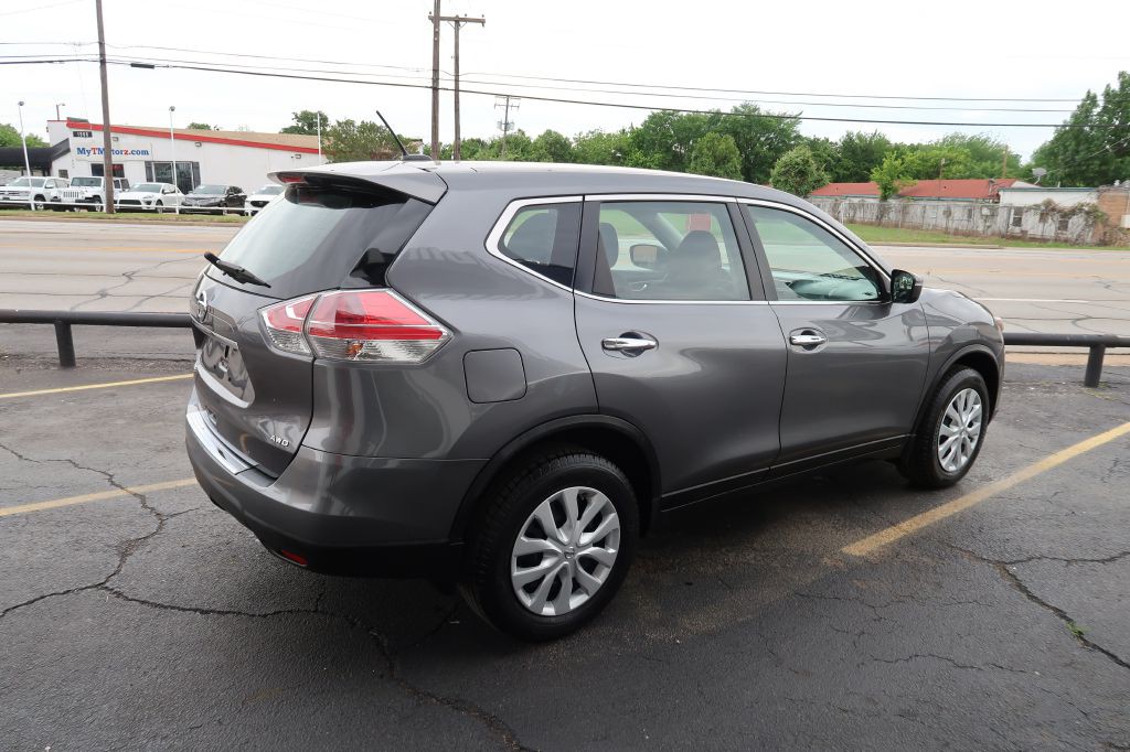 2015 Nissan Rogue Image 3