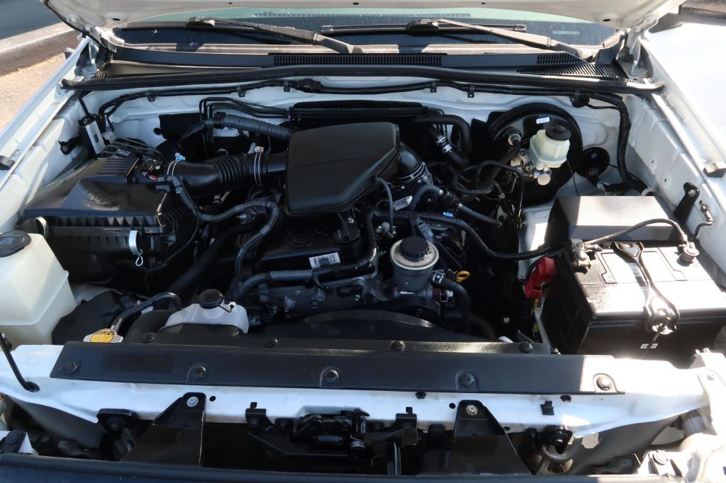 2015 Toyota Tacoma Image 11