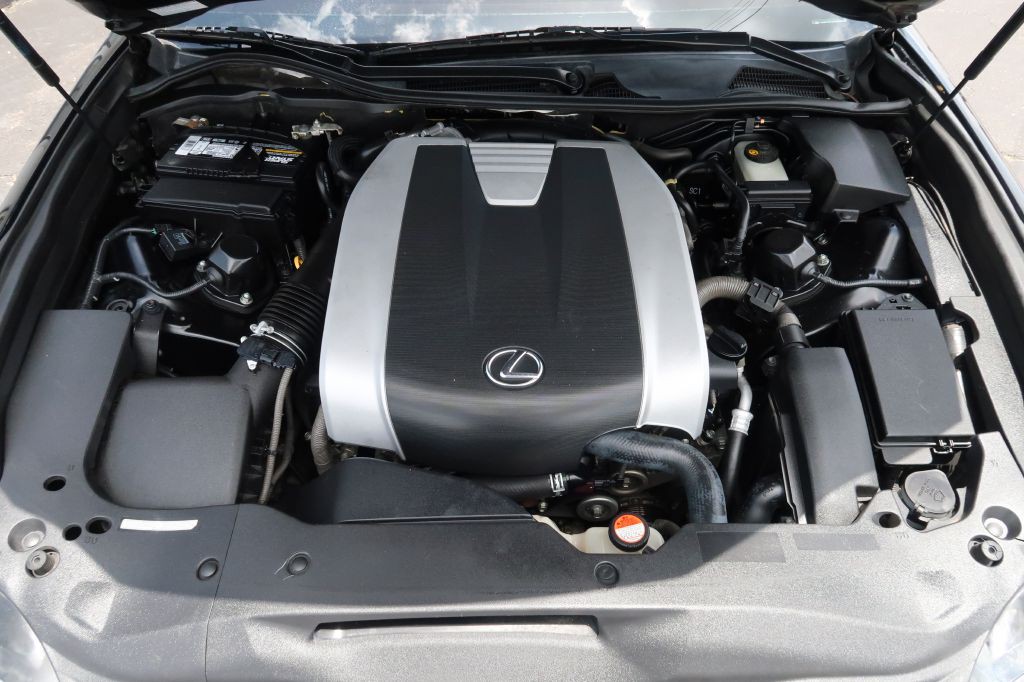 2016 Lexus GS Image 13