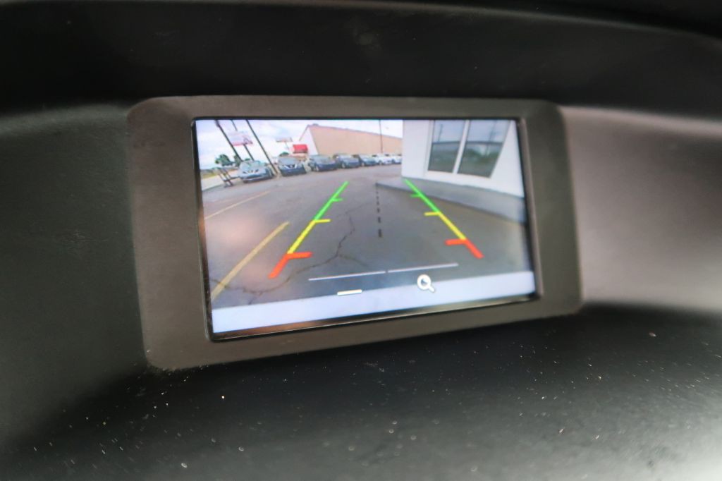2016 Ford Focus Image 11