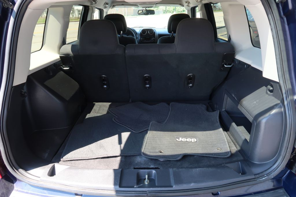 2017 Jeep Patriot Image 11
