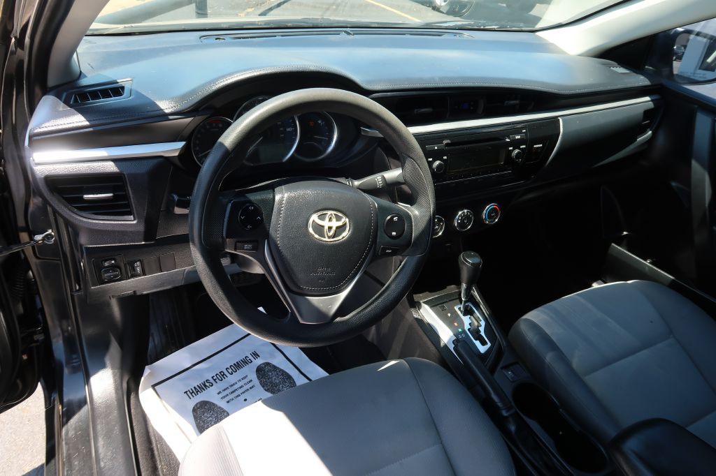 2015 Toyota Corolla Image 6