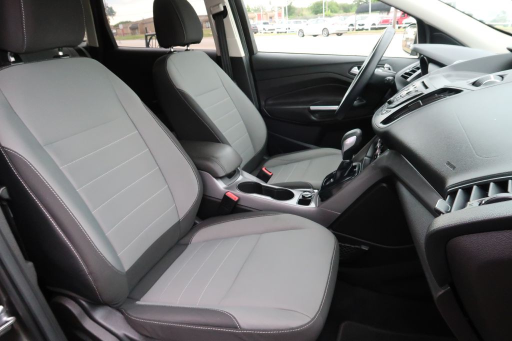 2016 Ford Escape Image 9