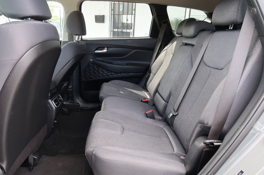 2021 Hyundai Santa Fe Image 8