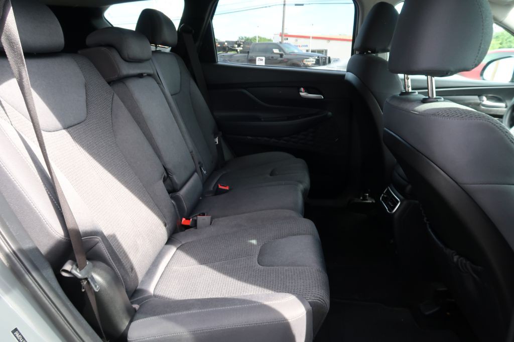 2021 Hyundai Santa Fe Image 11
