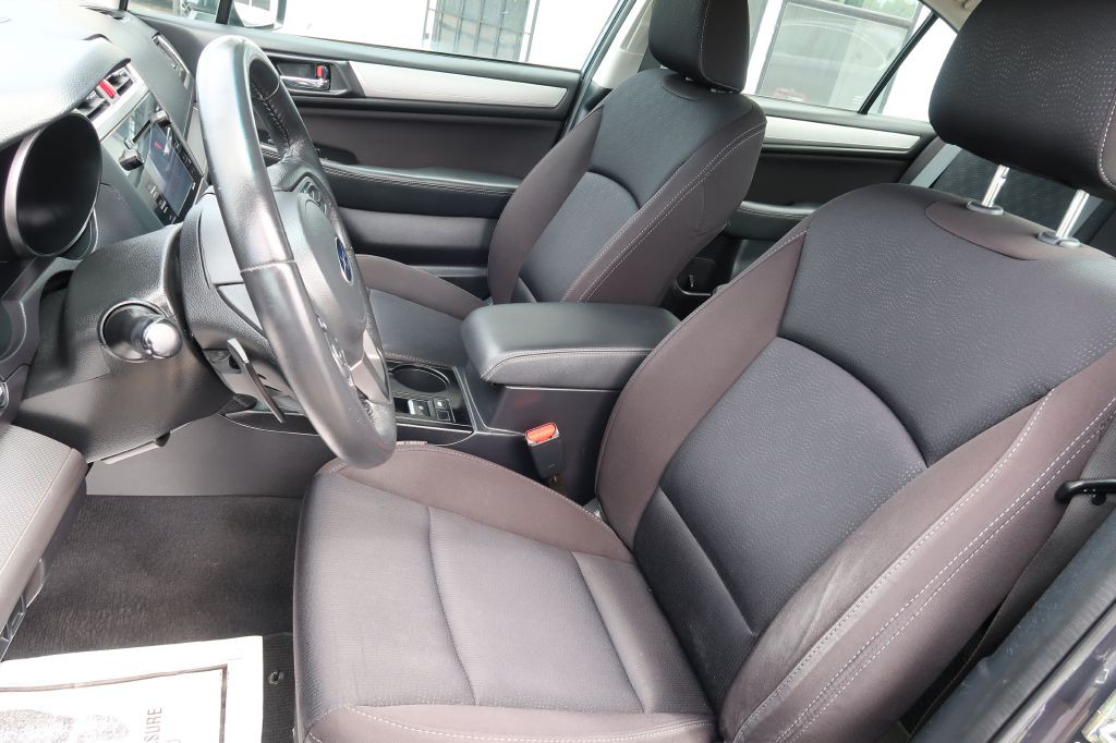 2017 Subaru Legacy Image 6