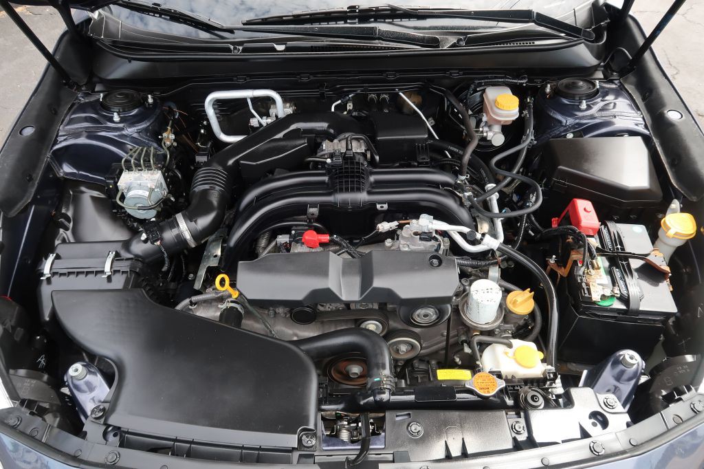 2017 Subaru Legacy Image 12