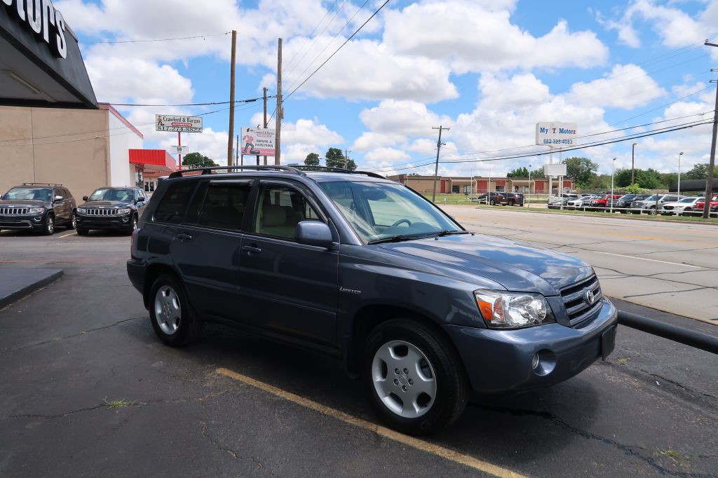 2004 Toyota Highlander Image 2