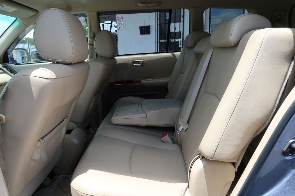 2004 Toyota Highlander Image 7