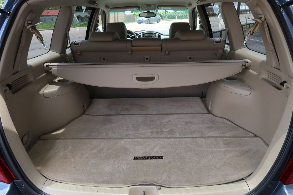 2004 Toyota Highlander Image 8