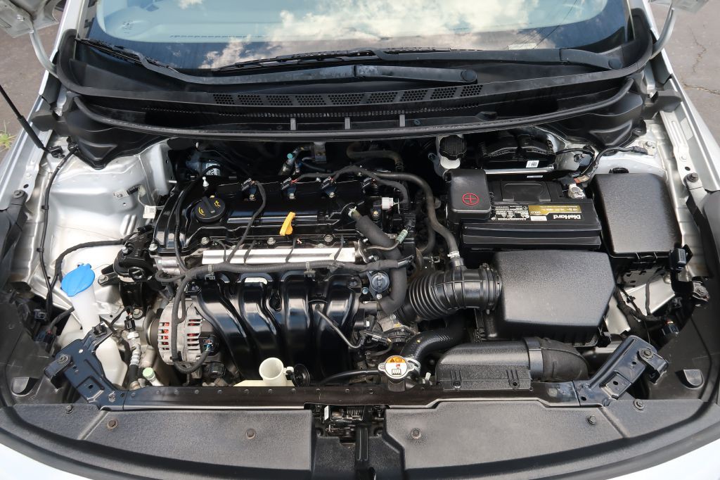 2017 Kia Forte Image 12