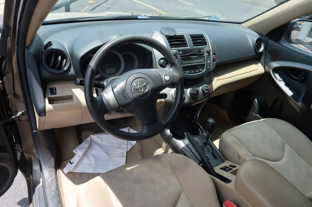 2011 Toyota Rav4 Image 6