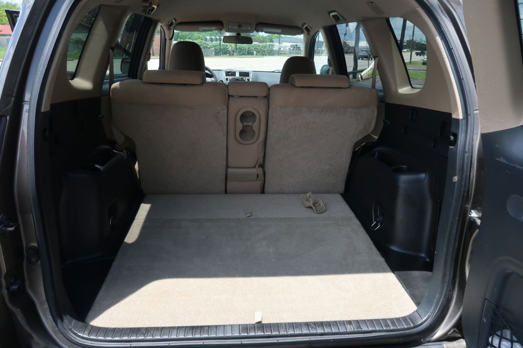 2011 Toyota Rav4 Image 11