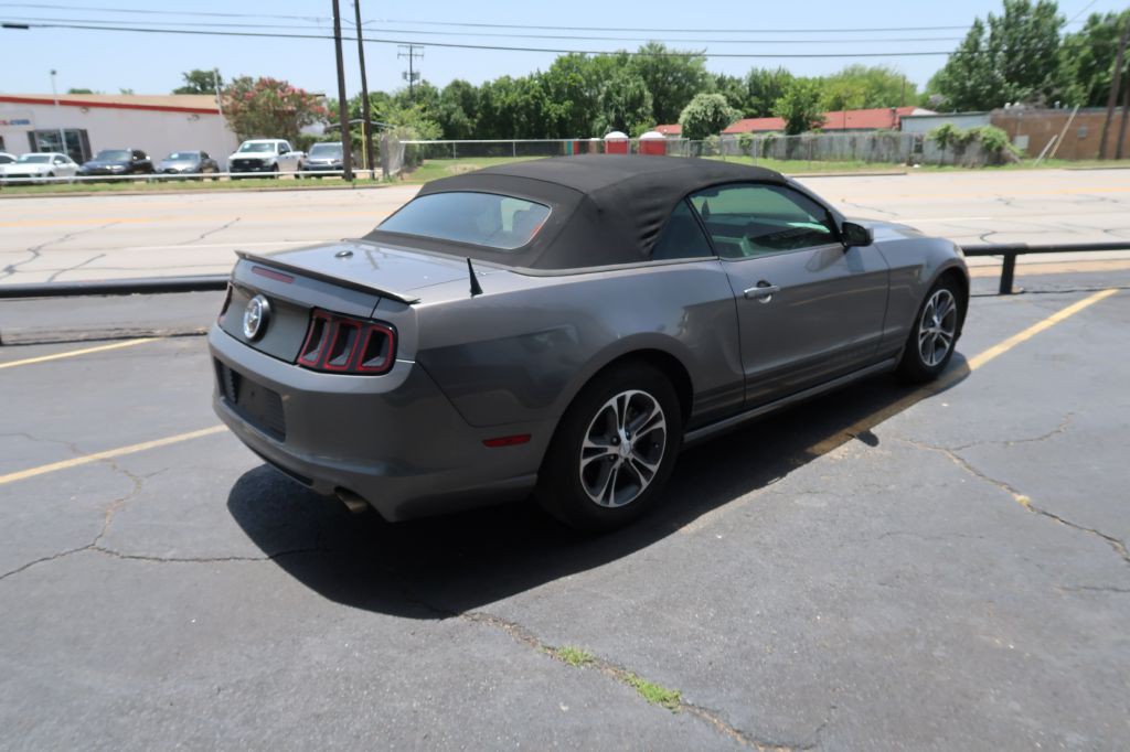 2014 Ford Mustang Image 3