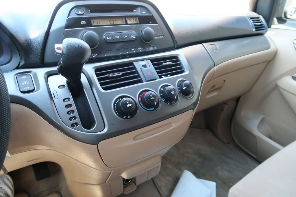 2007 Honda Odyssey Image 16