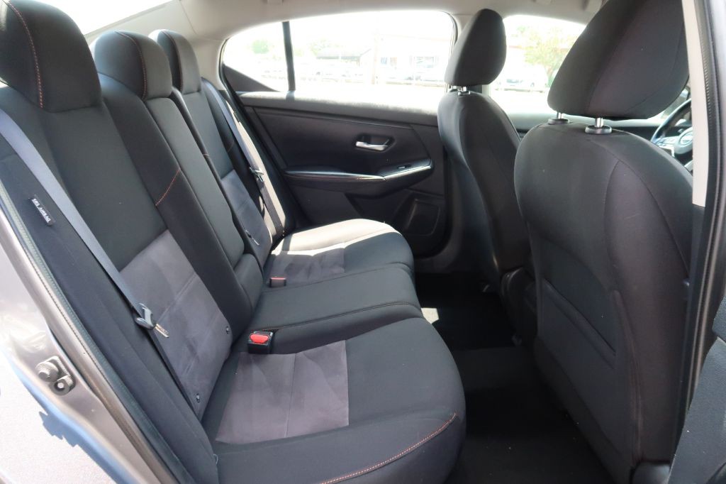2022 Nissan Sentra Image 9