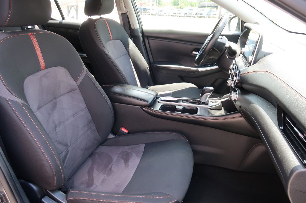 2022 Nissan Sentra Image 10