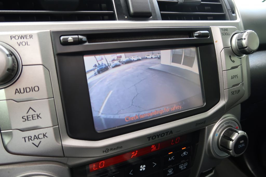 2013 Toyota 4Runner Image 16