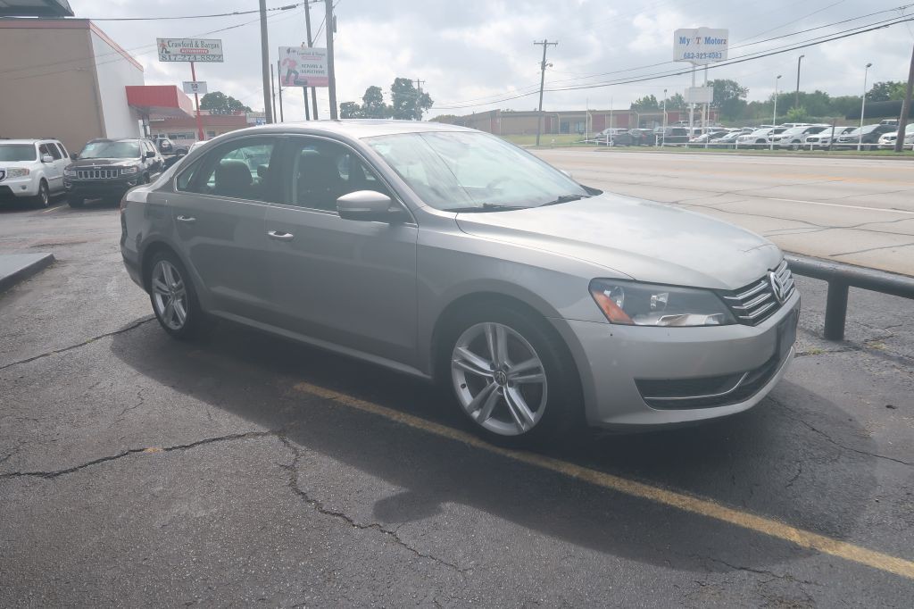 2014 Volkswagen Passat Image 2