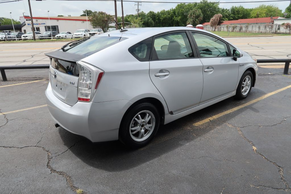 2011 Toyota Prius Image 3