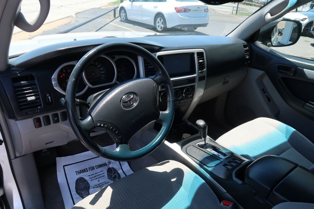 2004 Toyota 4Runner Image 7