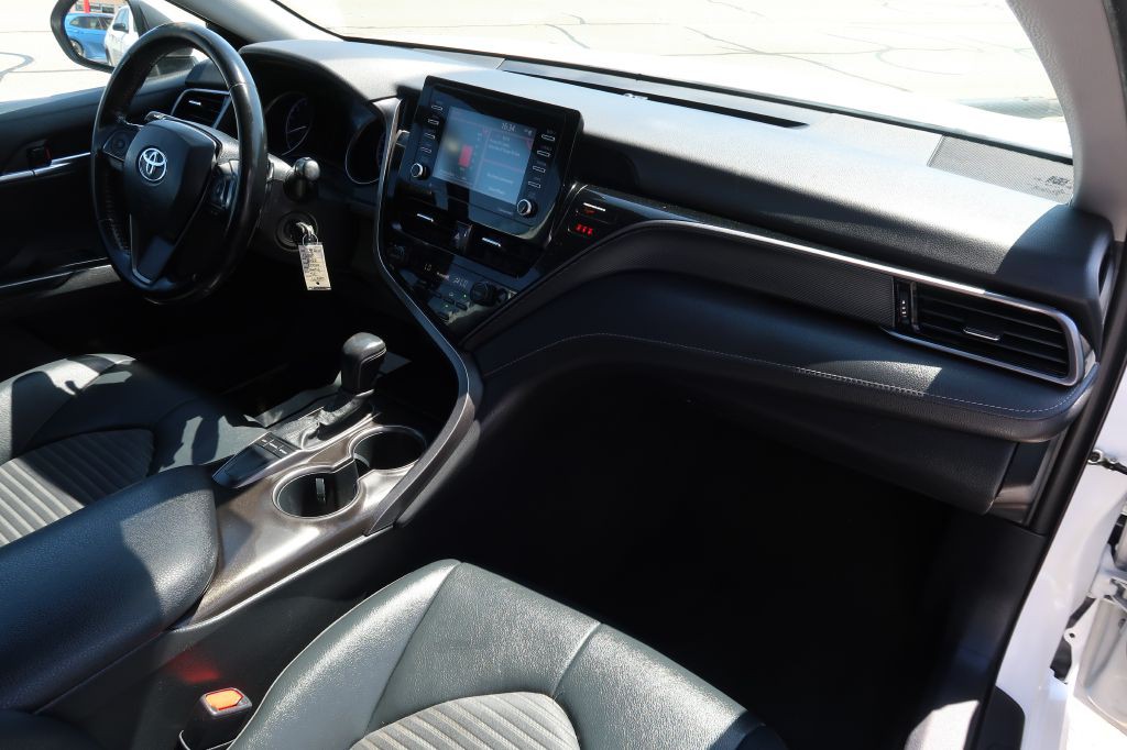 2022 Toyota Camry Image 10