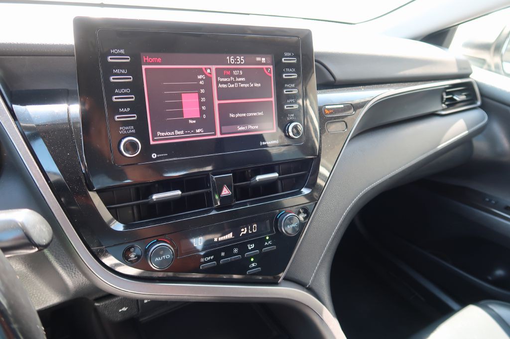 2022 Toyota Camry Image 13