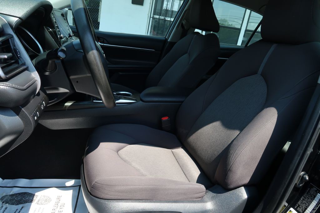 2023 Toyota Camry Image 5