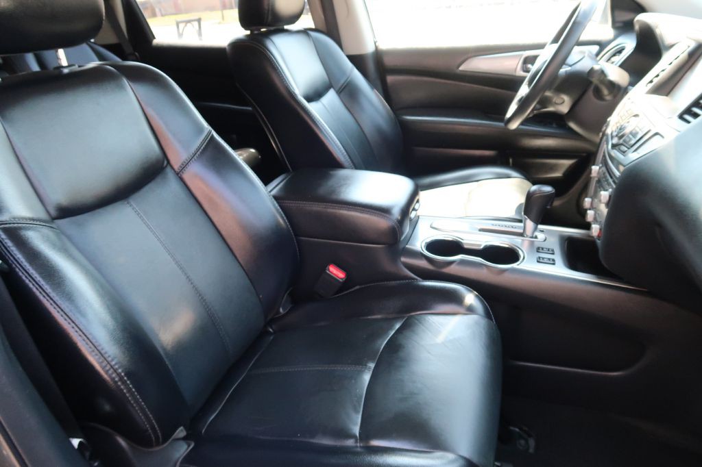 2020 Nissan Pathfinder Image 12