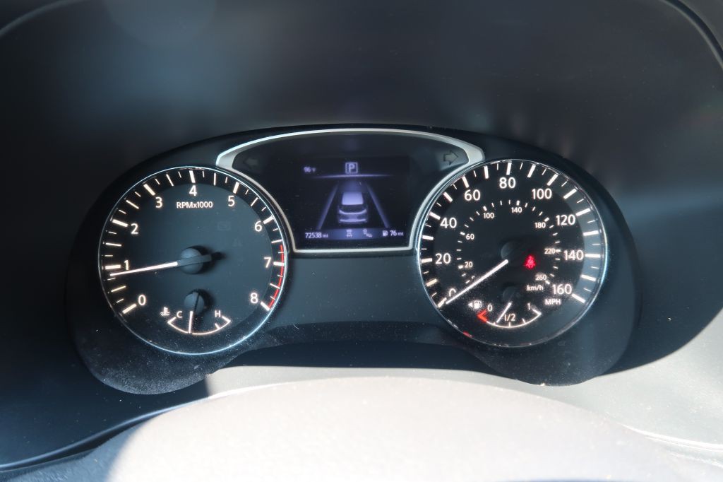 2020 Nissan Pathfinder Image 16