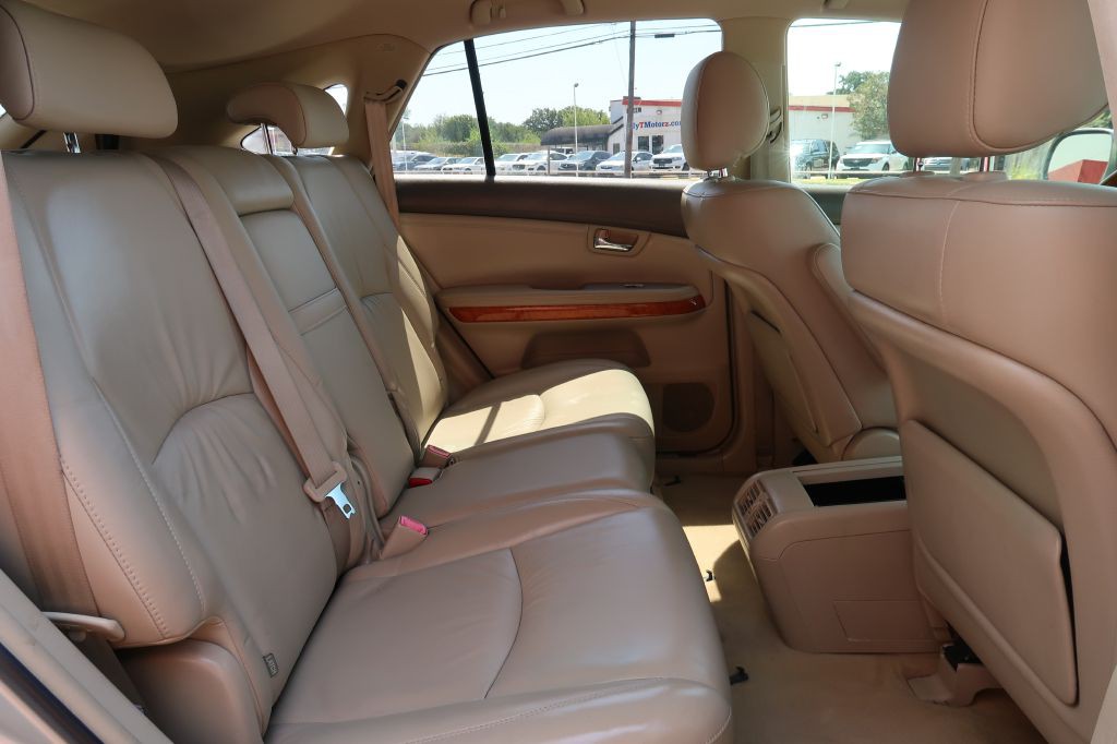 2004 Lexus RX Image 8