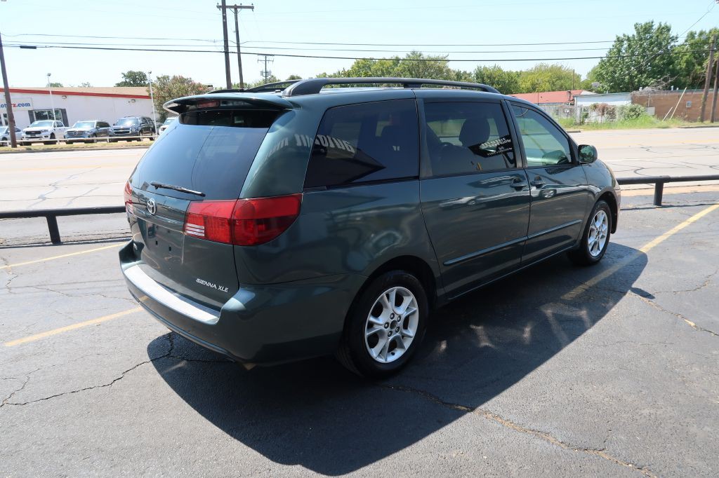 2005 Toyota Sienna Image 3