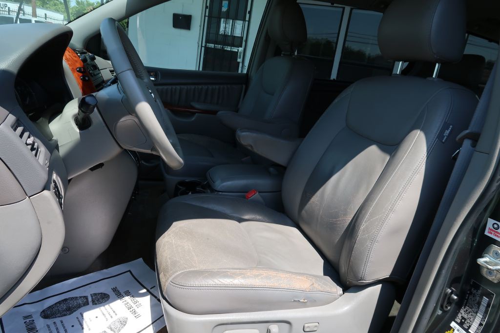 2005 Toyota Sienna Image 5