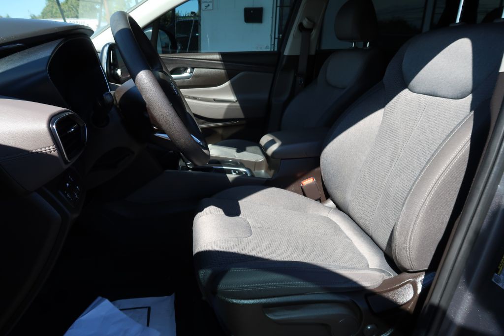 2019 Hyundai Santa Fe Image 6