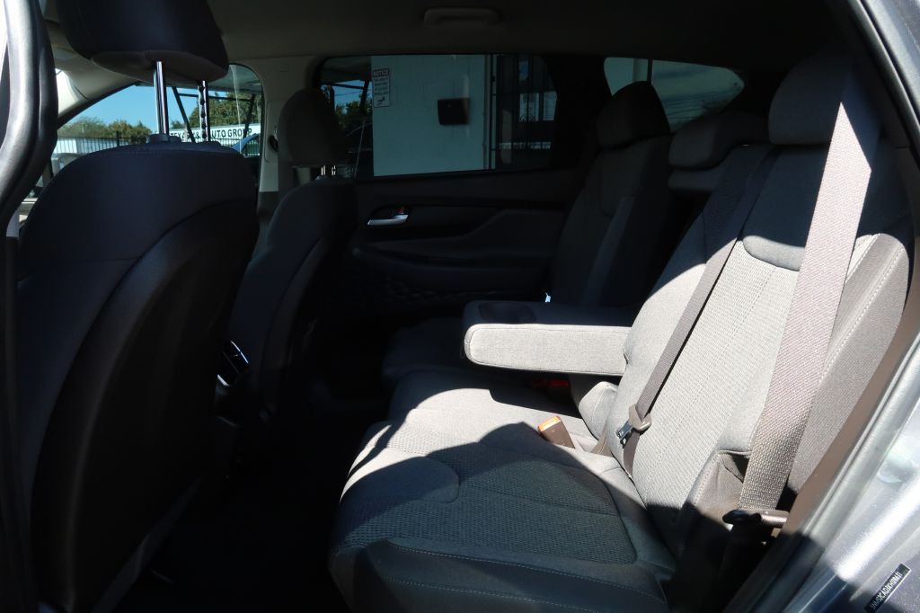 2019 Hyundai Santa Fe Image 8