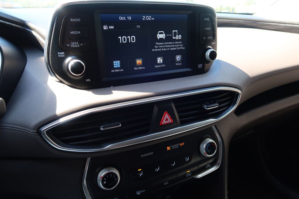 2019 Hyundai Santa Fe Image 16