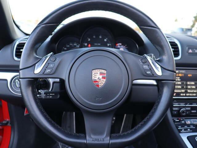 2015 Porsche Boxster Image 26