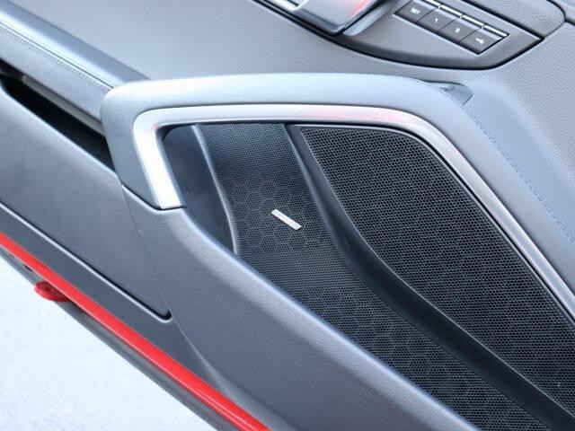 2015 Porsche Boxster Image 37