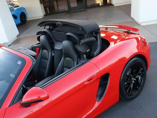 2015 Porsche Boxster Image 58