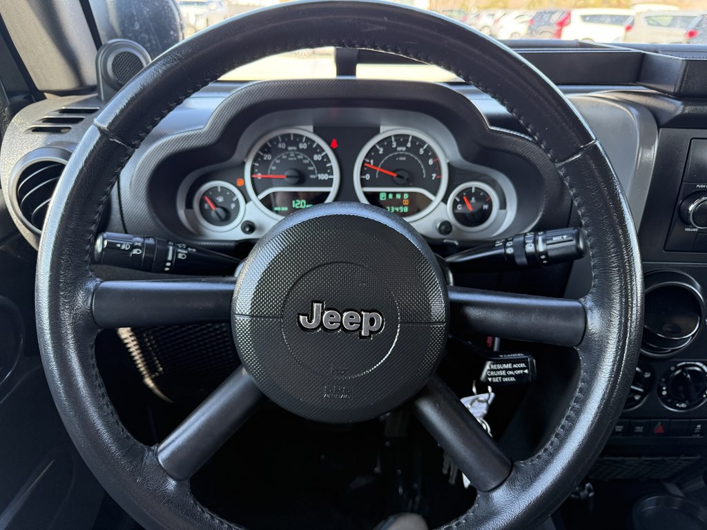 2010 Jeep Wrangler Image 28