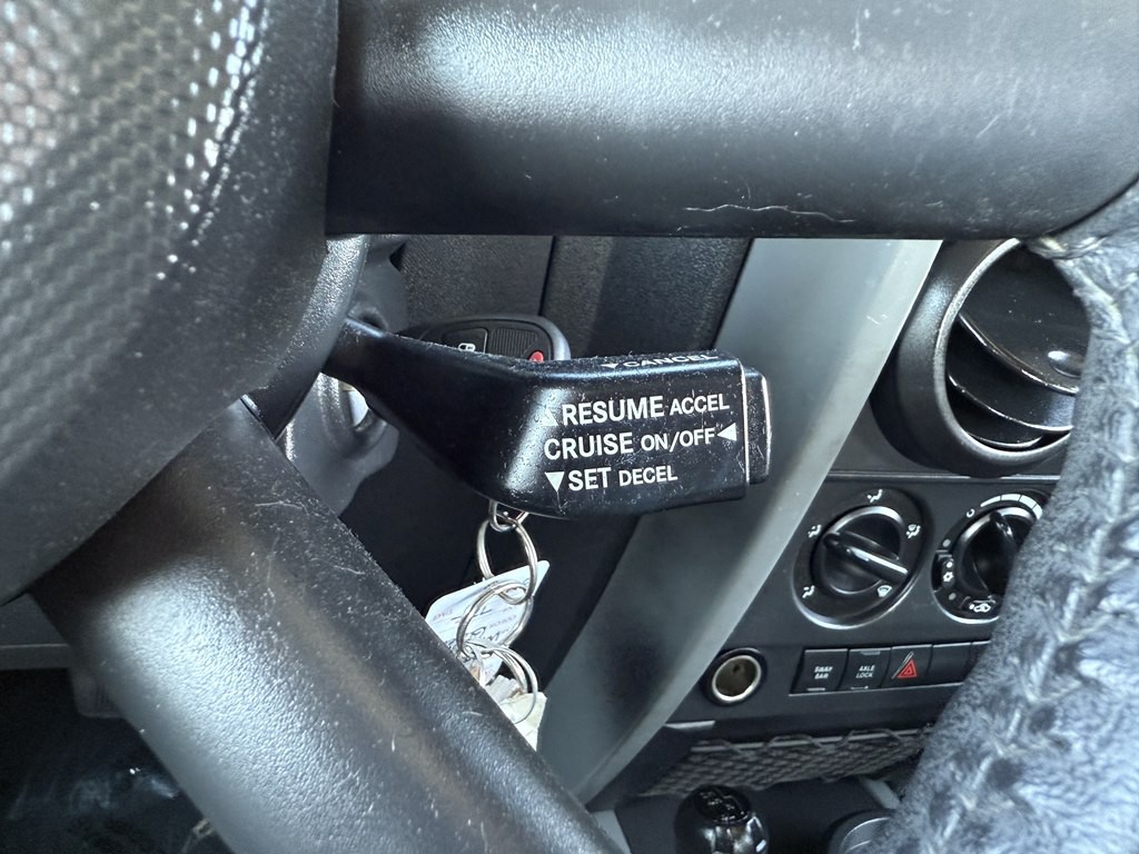 2010 Jeep Wrangler Image 29