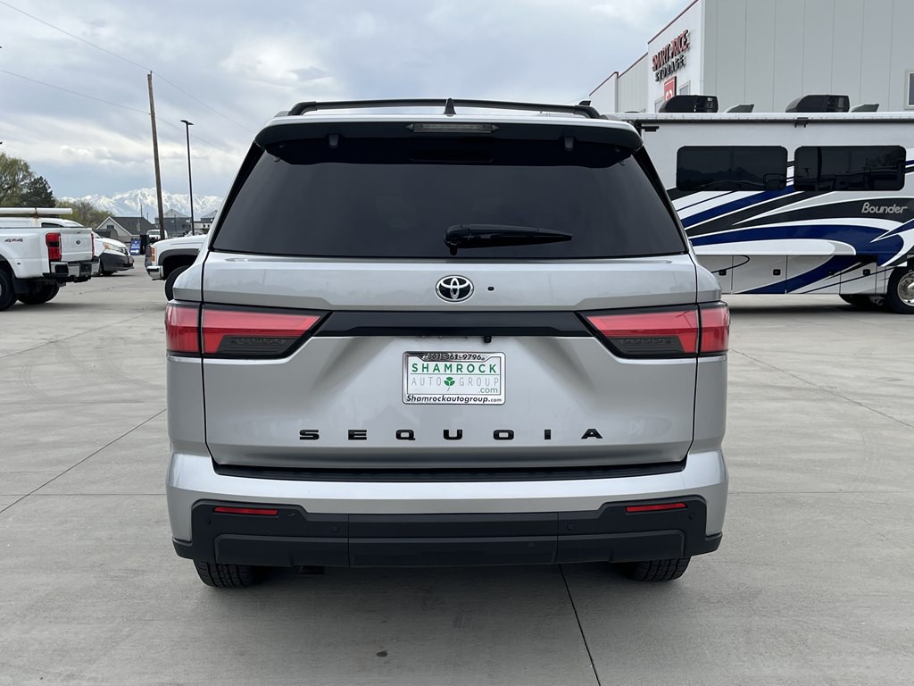 2024 Toyota Sequoia Image 4