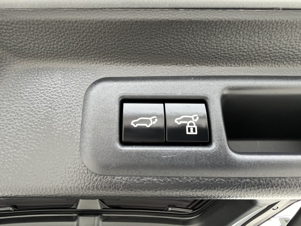 2024 Toyota Sequoia Image 21