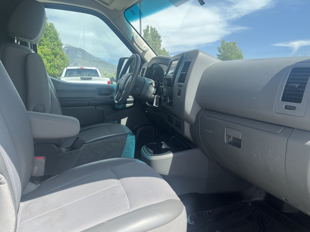 2021 Nissan NV Image 11