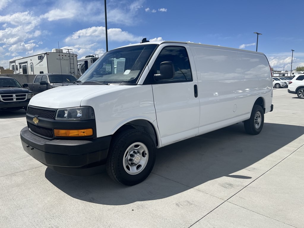 2023 Chevrolet Express Image 7