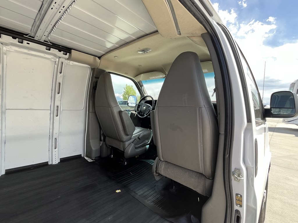 2023 Chevrolet Express Image 14