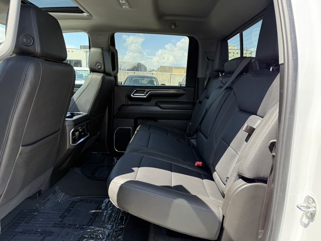 2024 Chevrolet Silverado 1500 Image 20