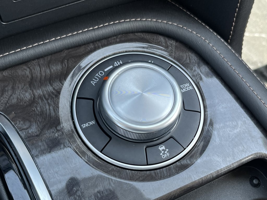 2024 Nissan Armada Image 31